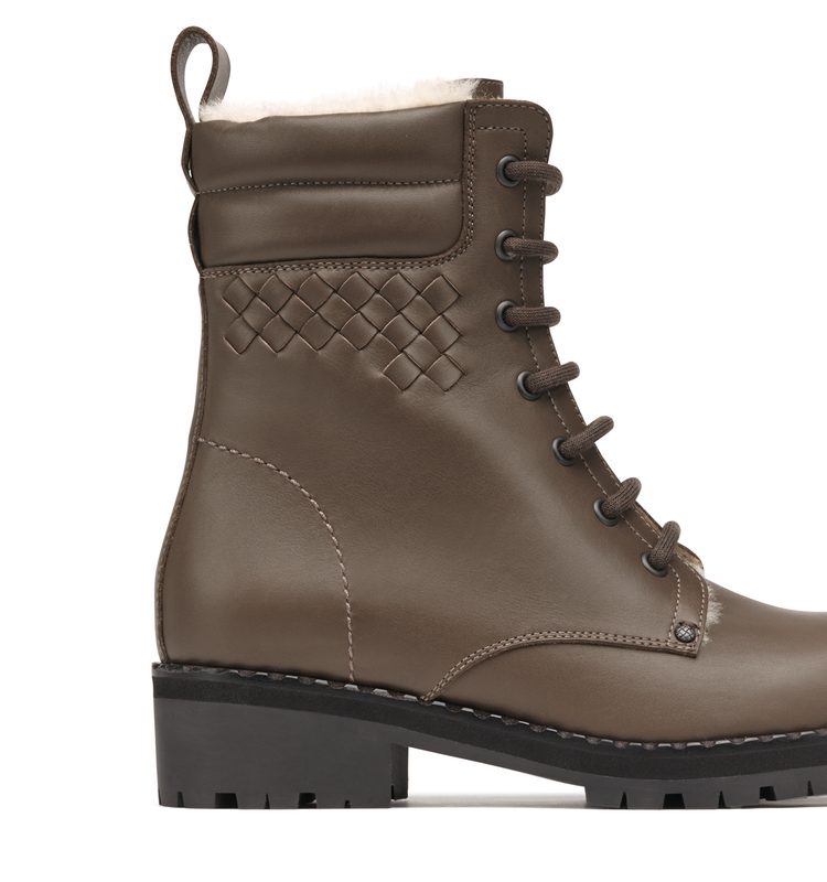 حذاء الرانجر من بوتيغا فينيتا