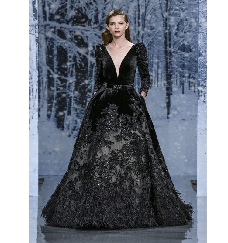 فساتين ملكه فخمه