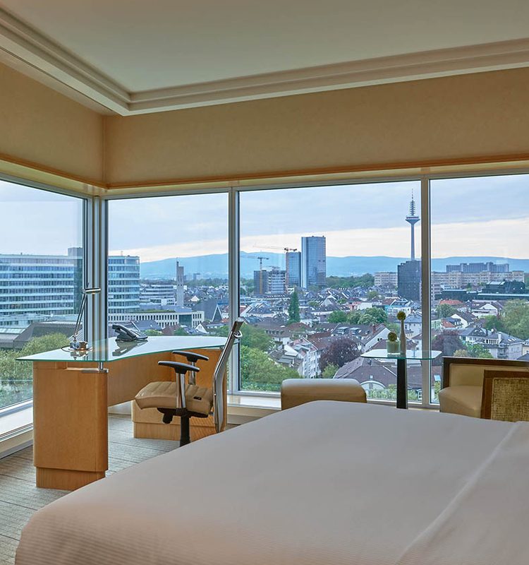 Executive Panorama Room